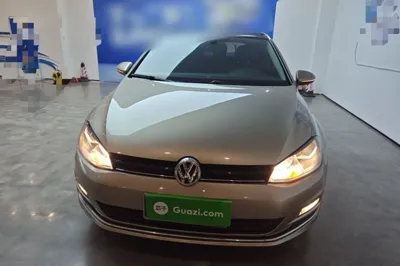 Volkswagen Golf 2016, 78900 км, за 8101 USD - фото 2
