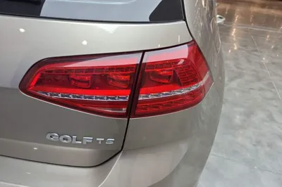 Volkswagen Golf 2016, 78900 км, за 8101 USD - фото 9