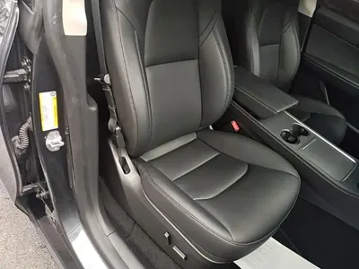 Tesla Model Y 2024, 46000 км, за 26742.67 USD - фото 25