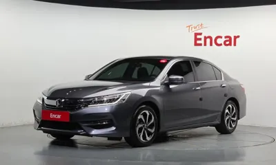 Honda Accord · 2017 год