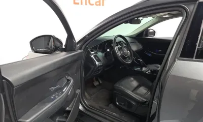 Jaguar E-Pace 2019, 92975 км, за 9584.88 USD - фото 10