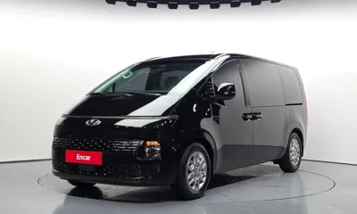 Hyundai Staria · 2023 год