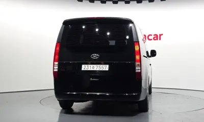 Hyundai Staria 2023, 31201 км, за 19094.81 USD