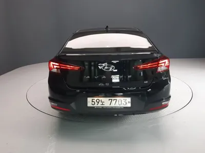 Hyundai Avante 2019, 70000 км, за 8273.62 USD