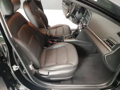 Hyundai Avante 2019, 70000 км, за 8273.62 USD - фото 12