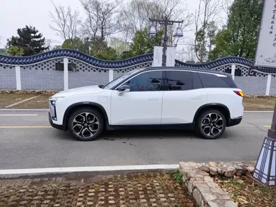 Nio ES8 2022, 78000 км, за 28006.72 USD