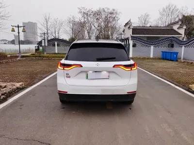 Nio ES8 2022, 78000 км, за 28006.72 USD