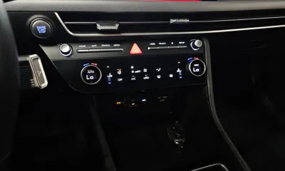 Hyundai Sonata 2024, 24013 км, за 20217.93 USD - фото 18