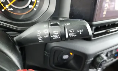 Jeep Wrangler 2024, 19082 км, за 39910.73 USD - фото 27