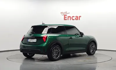 MINI Cooper 2025, 11413 км, за 17054.48 USD