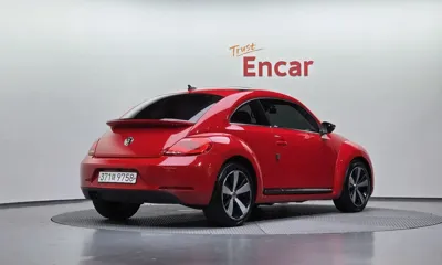 Volkswagen Beatle 2015, 110371 км, за 7085.74 USD