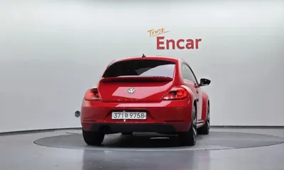 Volkswagen Beatle 2015, 110371 км, за 7085.74 USD