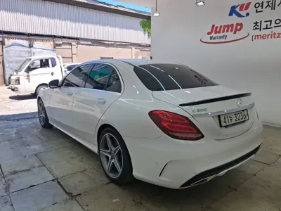 Mercedes-Benz C-Class 2018, 66730 км, за 11093.61 USD