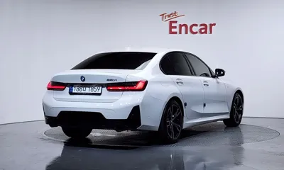 BMW 3-Series 2024, 35921 км, за 25647.82 USD