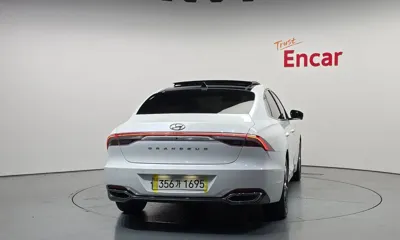 Hyundai Grandeur 2022, 85405 км, за 15172.23 USD