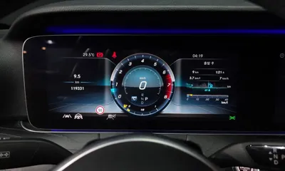 Mercedes-Benz E-Class 2020, 119331 км, за 16856.17 USD - фото 8