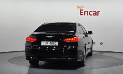 Hyundai Genesis 2014, 123299 км, за 7947.89 USD