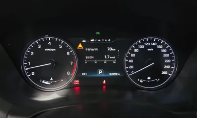 Hyundai Genesis 2014, 123299 км, за 7947.89 USD - фото 8
