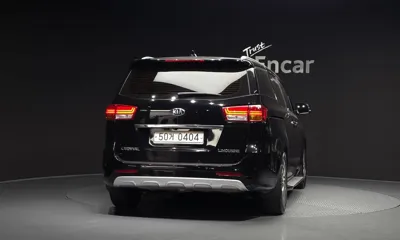 Kia Canival 2016, 161271 км, за 6735.86 USD