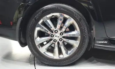 Kia Canival 2016, 161271 км, за 6735.86 USD