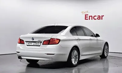 BMW 5-Series 2015, 111974 км, за 8261.78 USD