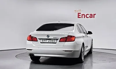 BMW 5-Series 2015, 111974 км, за 8261.78 USD