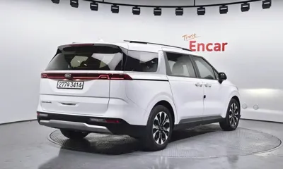 Kia Canival 2021, 95879 км, за 15534.12 USD