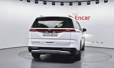 Kia Canival 2021, 95879 км, за 15534.12 USD