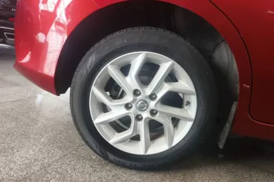 Nissan Tiida 2021, 37100 км, за 9517 USD - фото 11