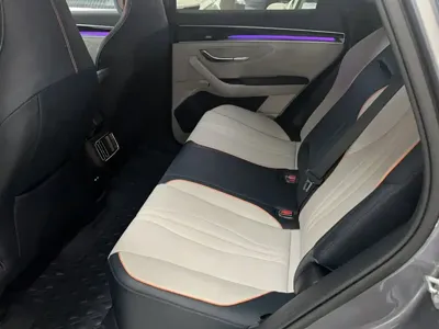 BYD PLUS New Energy 2022, 53900 км, за 10417.69 USD - фото 15