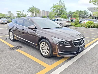 Buick LaCrosse 2018, 73000 км, за 7337.66 USD