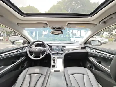 Buick LaCrosse 2018, 73000 км, за 7337.66 USD