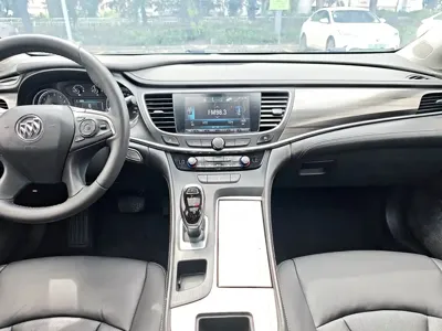 Buick LaCrosse 2018, 73000 км, за 7337.66 USD - фото 8