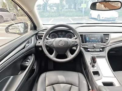 Buick LaCrosse 2018, 73000 км, за 7337.66 USD - фото 9