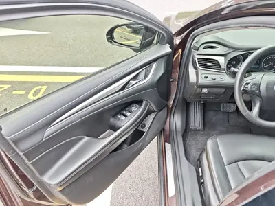 Buick LaCrosse 2018, 73000 км, за 7337.66 USD - фото 10
