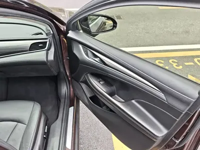 Buick LaCrosse 2018, 73000 км, за 7337.66 USD - фото 15