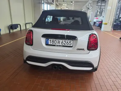 MINI Cooper Convertible 2024, 36745 км, за 20195.45 USD