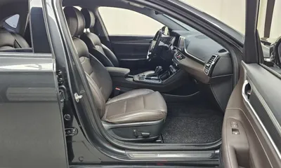 Hyundai Grandeur 2019, 120199 км, за 9189.97 USD - фото 26