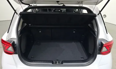 Hyundai Venue 2021, 33956 км, за 11824.74 USD - фото 20