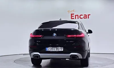 BMW X4 2022, 26584 км, за 32309.21 USD