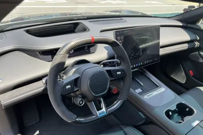 Xiaomi Auto SU7 2026, 100 км, за 50069 USD - фото 19