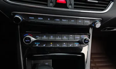 Hyundai Grandeur 2017, 108731 км, за 9094.45 USD - фото 17
