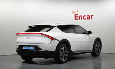 Kia EV6 2022, 65265 км, за 19478.84 USD