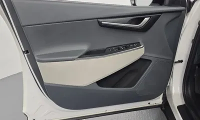 Kia EV6 2022, 65265 км, за 19478.84 USD - фото 24