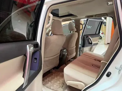 Toyota Prado (Import) 2014, 130000 км, за 34627.46 USD - фото 11