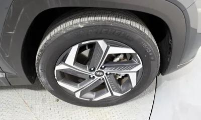 Hyundai Tucson 2023, 105320 км, за 13943.7 USD