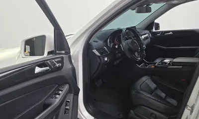 Mercedes-Benz GLS-Class 2018, 134010 км, за 22974.92 USD - фото 12