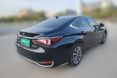 Lexus ES 2023, 54300 км, за 30658 USD - фото 7