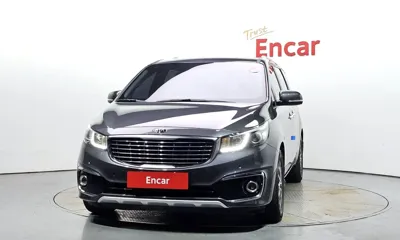 Kia Canival 2017, 126120 км, за 6562 USD