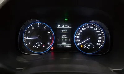 Hyundai Kona 2019, 71228 км, за 10502.82 USD - фото 8